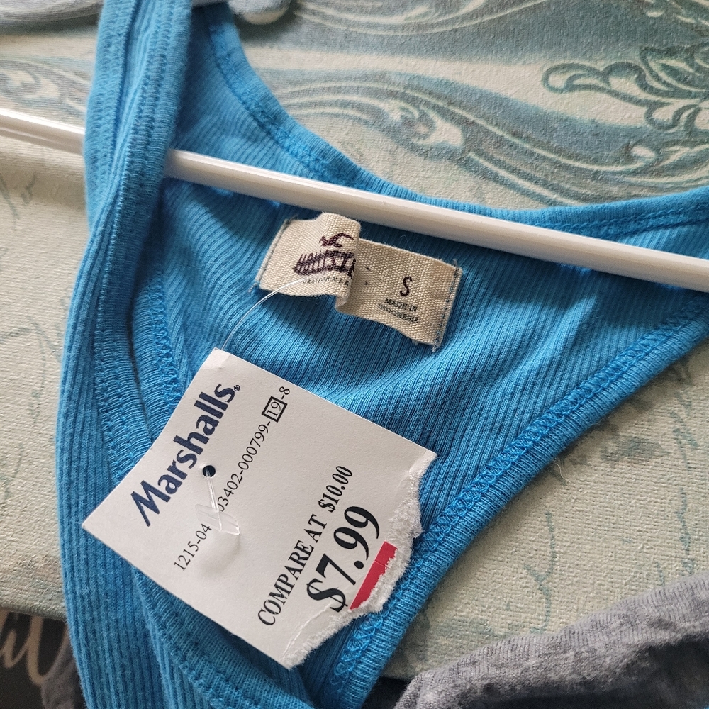 Tank Top Bundle! - Picture 6 of 7